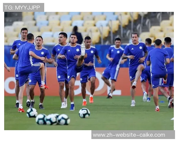 中国足球迎战巴拉圭队期待精彩对决展现实力与风采